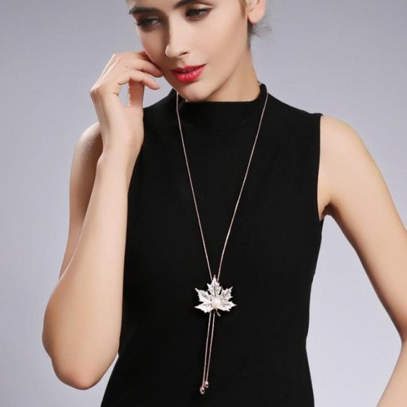 Jewelry - 💎 NEW ❤️ Long Maple Leaf Lady Necklace Women Jewelry Retro